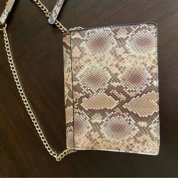 Fake snake skin bag - Picture 4 of 5